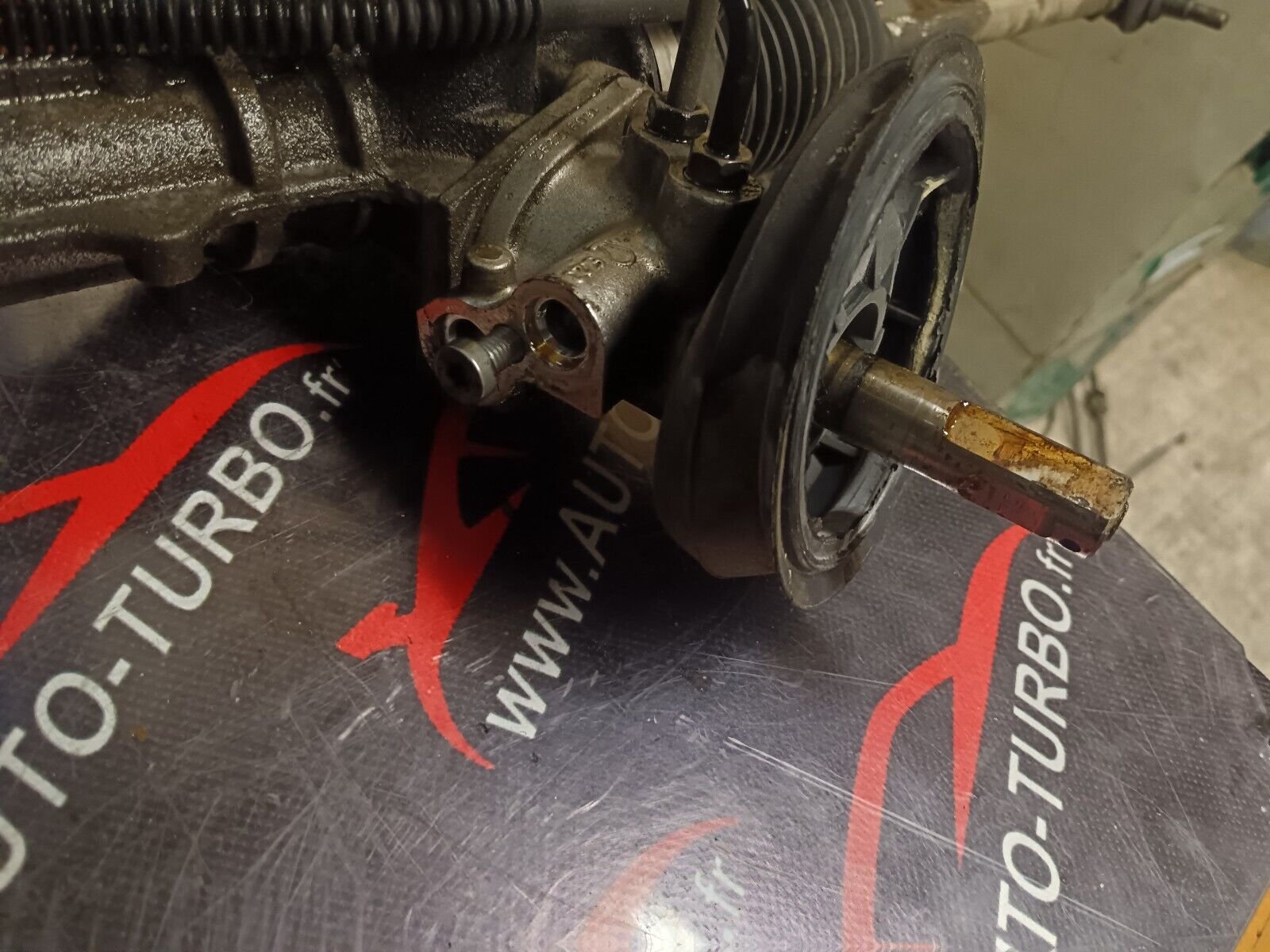 CREMAILLERE CITROEN C 4 REFERENCE: 6820000084