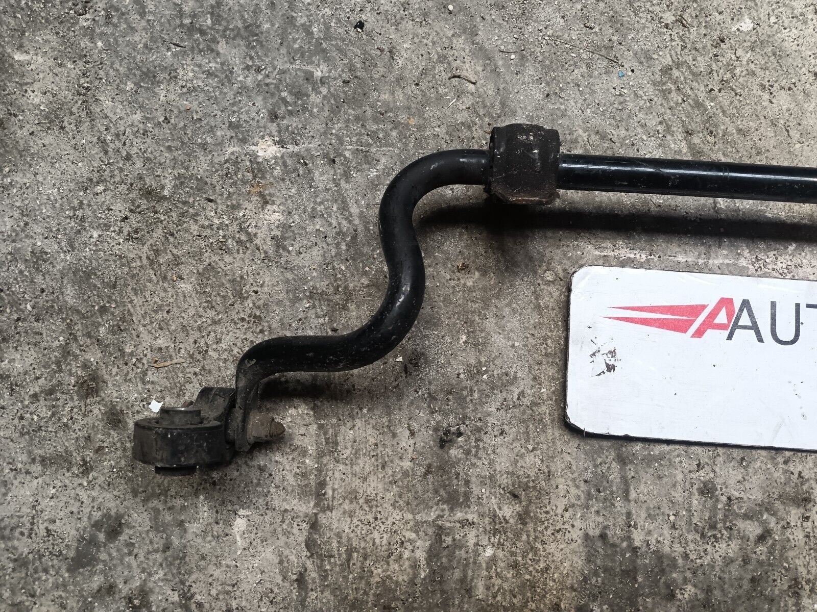 BARRE STABILISATRICE AUDI A5 REFERENCE: 8K0511305K
