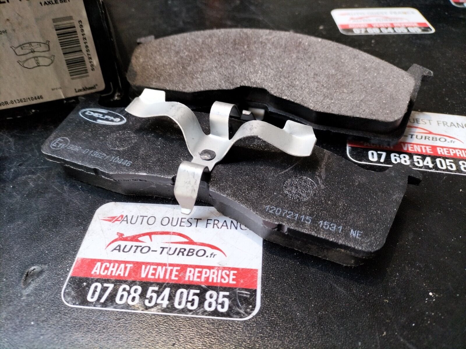 PLAQUETTES DE FREIN AVANT CHRYSLER 300C DODGE DELPHI LP1531