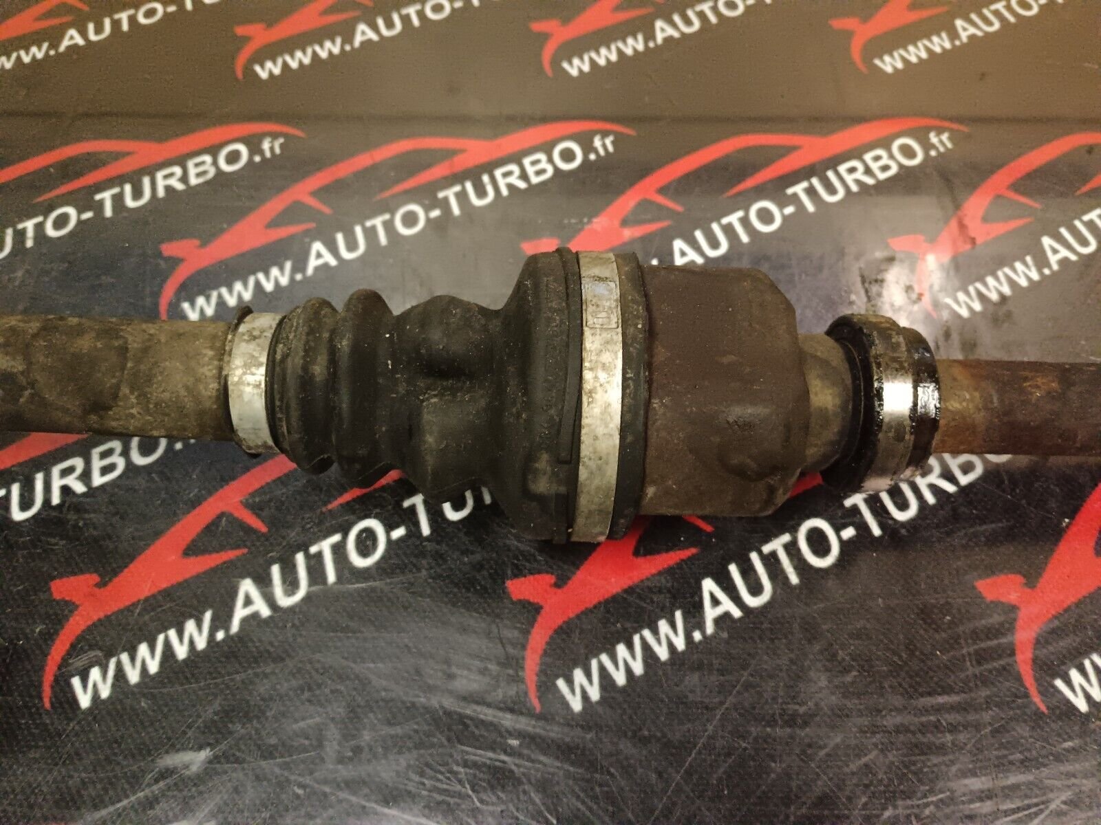 CARDAN AVANT DROIT CITROEN C4 REFERENCE: 9661107280