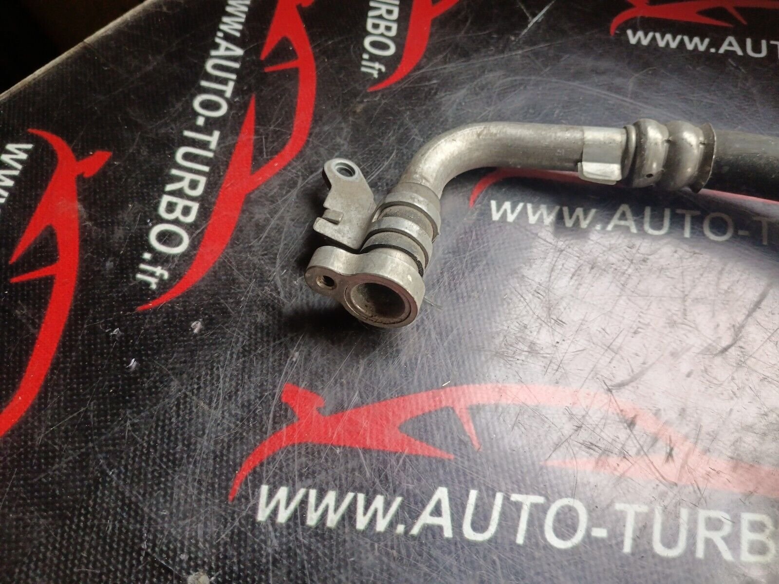 DURIT TUYAU CLIMATISATION RENAULT SCENIC 3 REFERENCE: 924800026