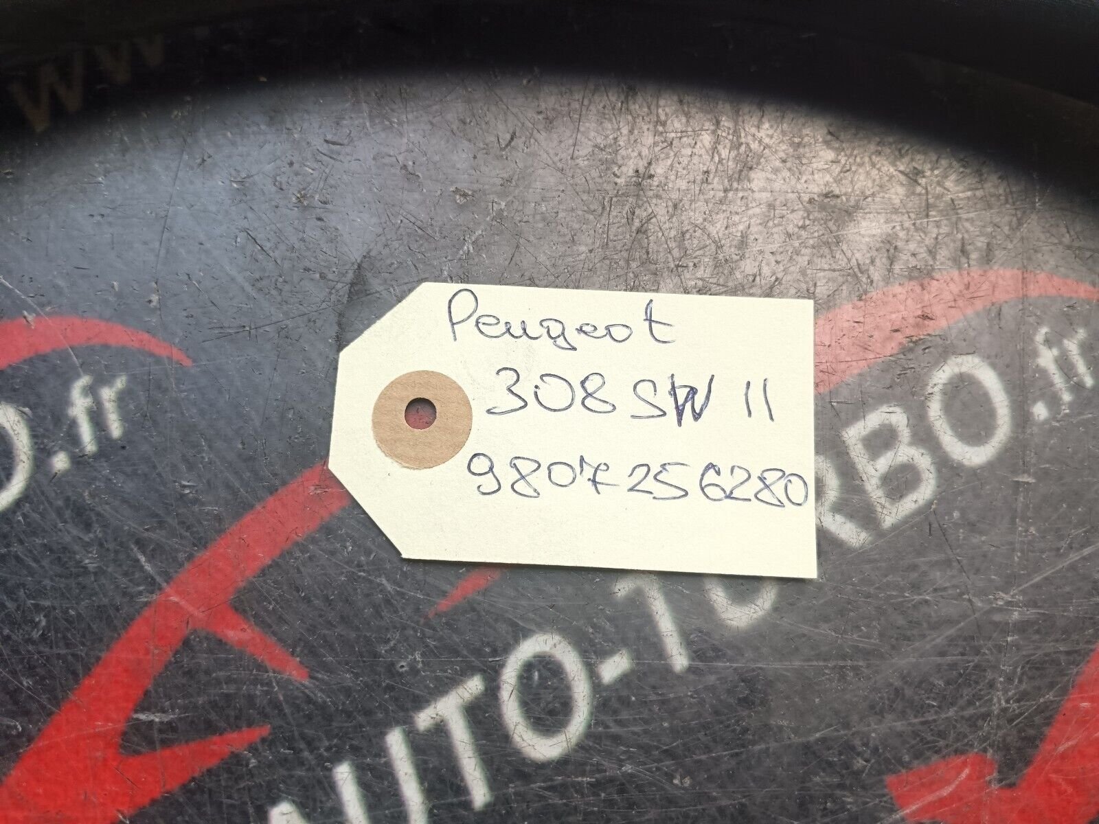 TUYAU DURIT CLIMATISATION PEUGEOT 308SWII REFERENCE: 9807256280