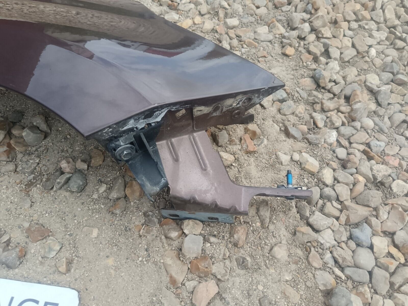 AILE AVANT DROIT PEUGEOT 2008