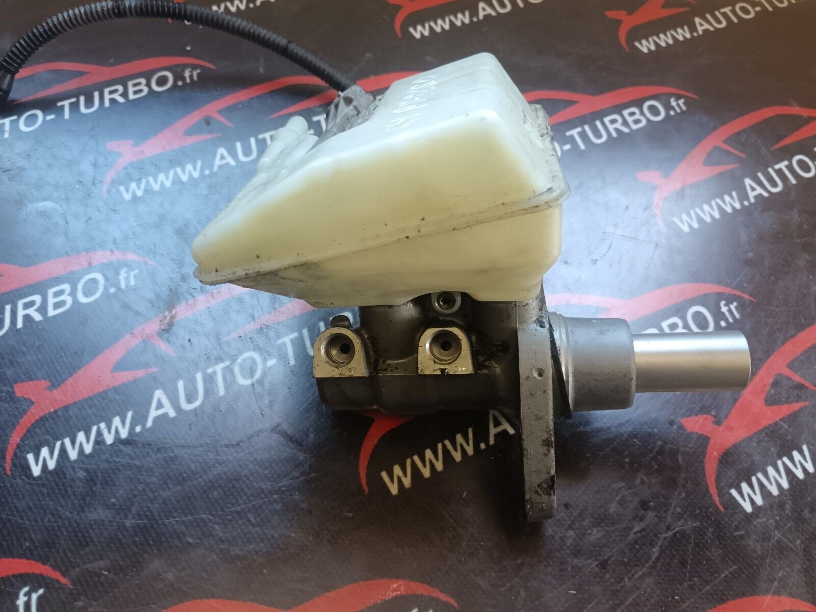 CYLINDRE CITROEN C4 PICASSO 1.6HDI 110CH REFERENCE: 9654002180