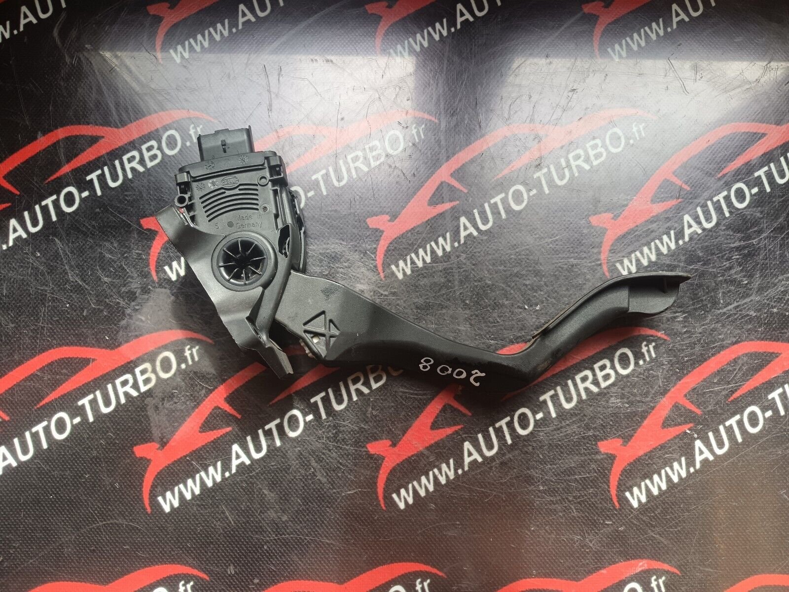 PEDALIER D'ACCELERATEUR PEUGEOT 2008 1.6HDI 110CH REFERENCE: 9671433780