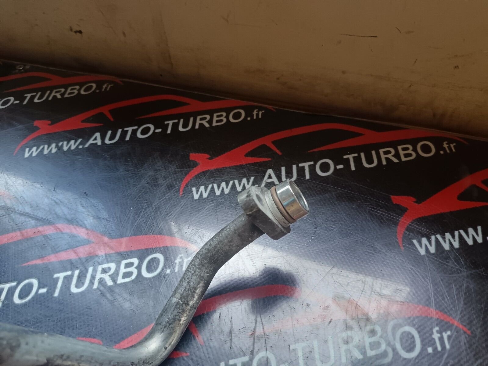 DURIT TUYAU CLIMATISATION RENAULT SCENIC 3 REFERENCE: 924540021