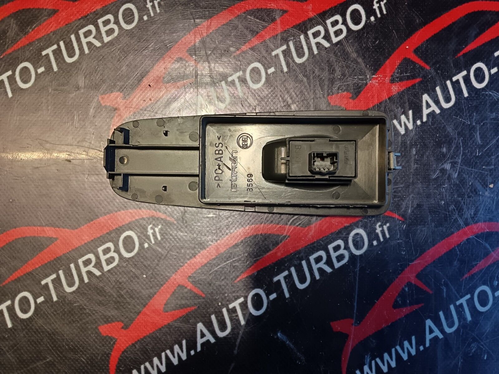 COMMANDE LEVE VITRE JUMPER BOXER REFERENCE: 30170068