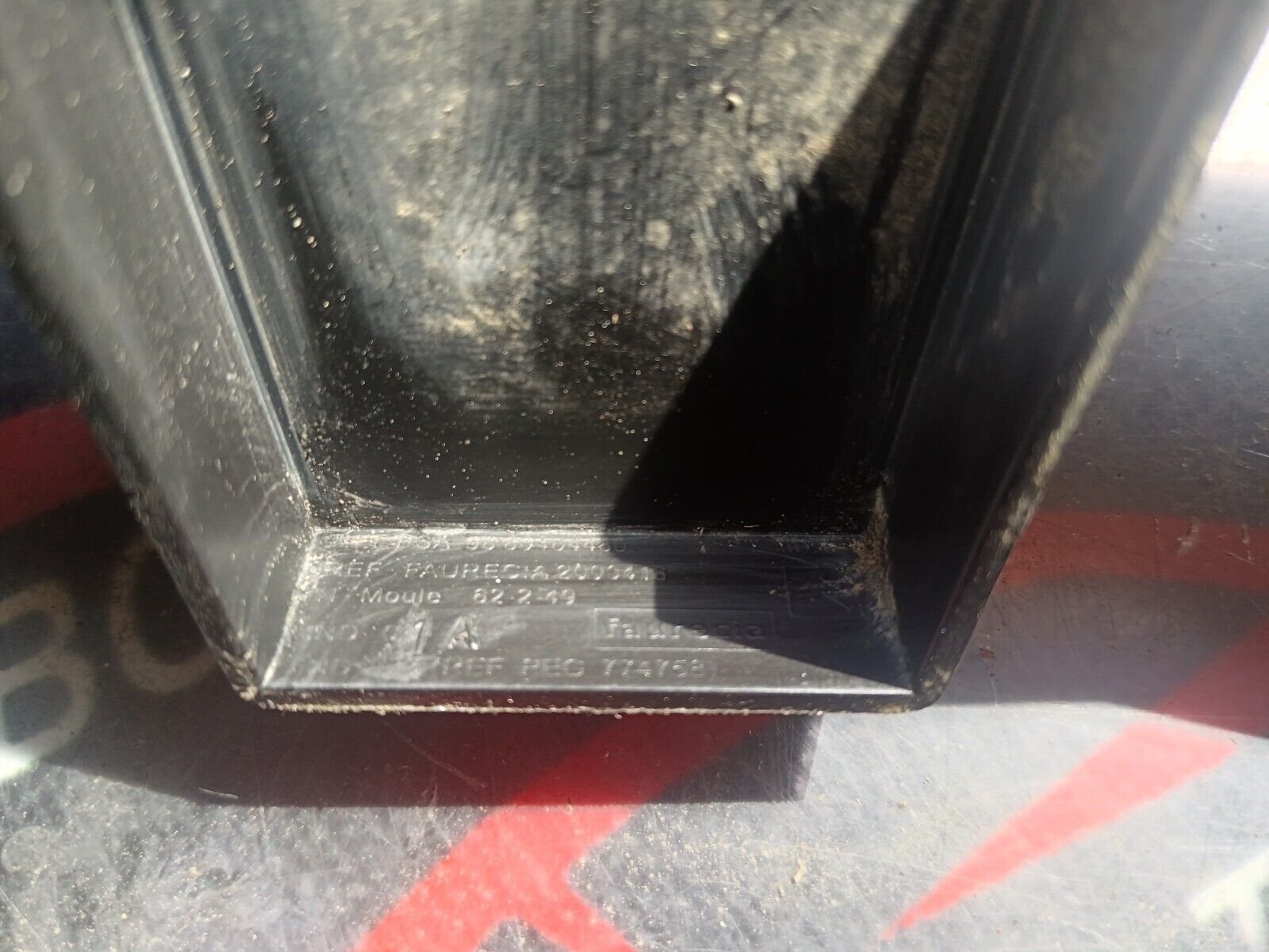 MOULURE ARRIERE CITROEN C4 PICASSO REFERENCE: 9680464480