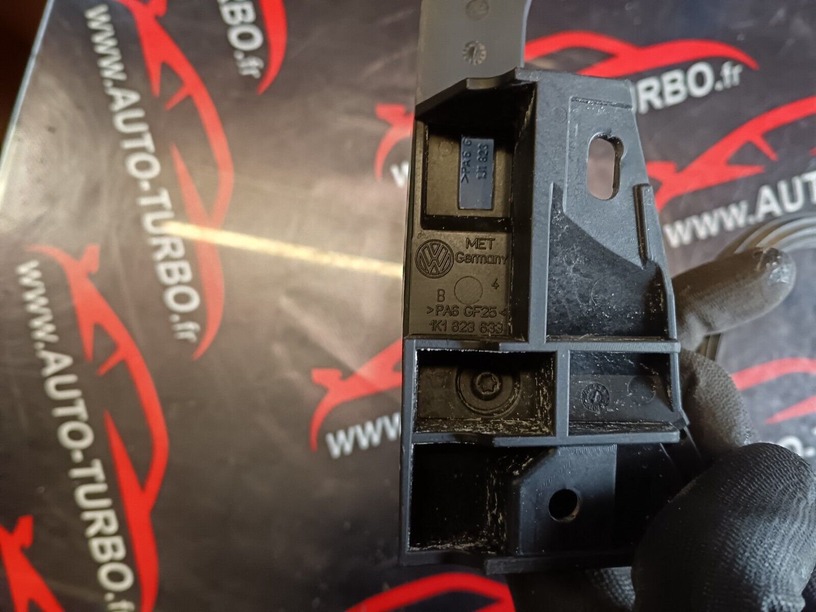 CABLE OUVERTURE CAPOT VOLKSWAGEN EOS REFERENCE 1K1823633