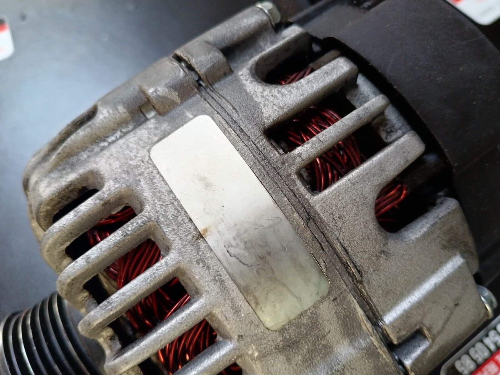 ALTERNATEUR  PSA 1.6 HDI 110 CH REFERENCE: 9646321880