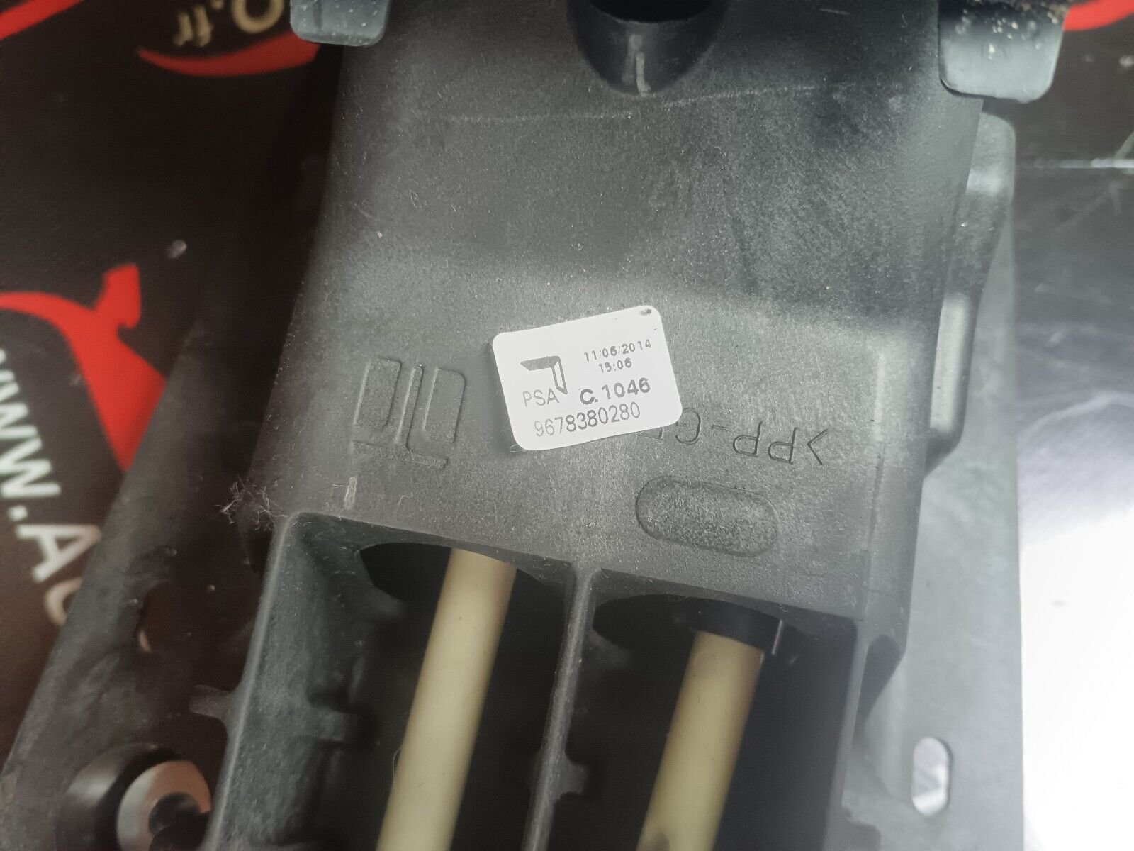 LEVIER DE VITESSES PEUGEOT 2008 1.6HDI 110CH REFERENCE: 9678380280