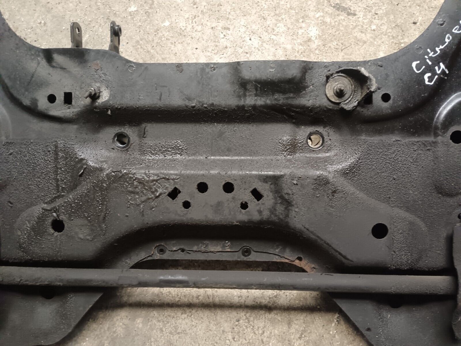 BERCEAU AVANT CITROEN C4