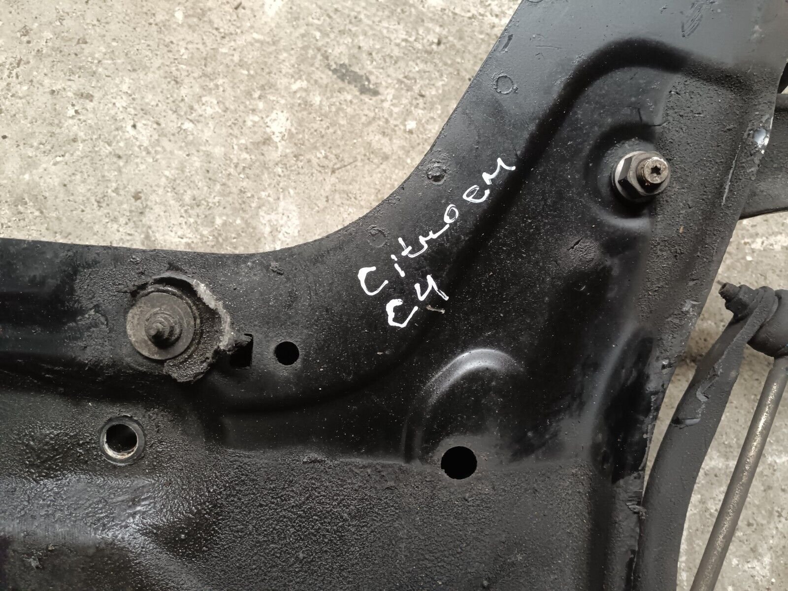 BERCEAU AVANT CITROEN C4