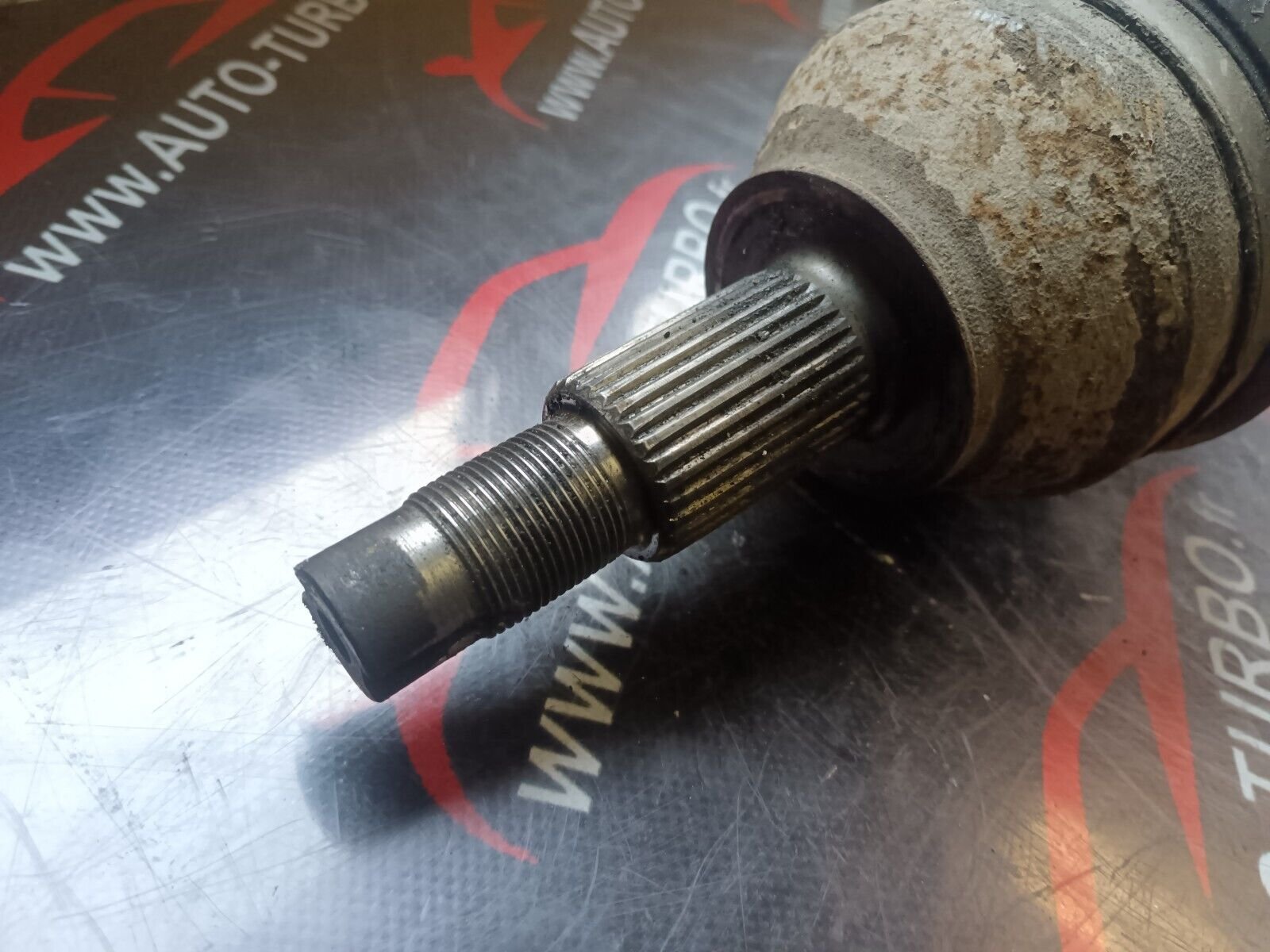 CARDAN GAUCHE ALFA ROMEO 159 REFERENCE: 51876370