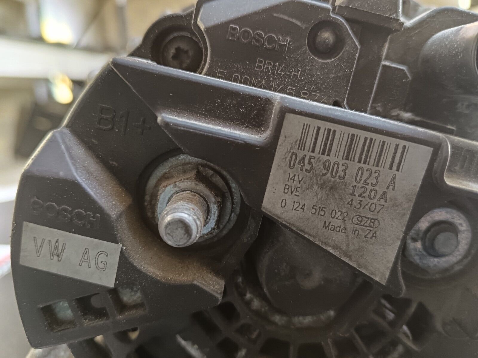 ALTERNATEUR  VOLKSWAGEN POLO 1.4TDI 70CH REFERENCE: 045903023A