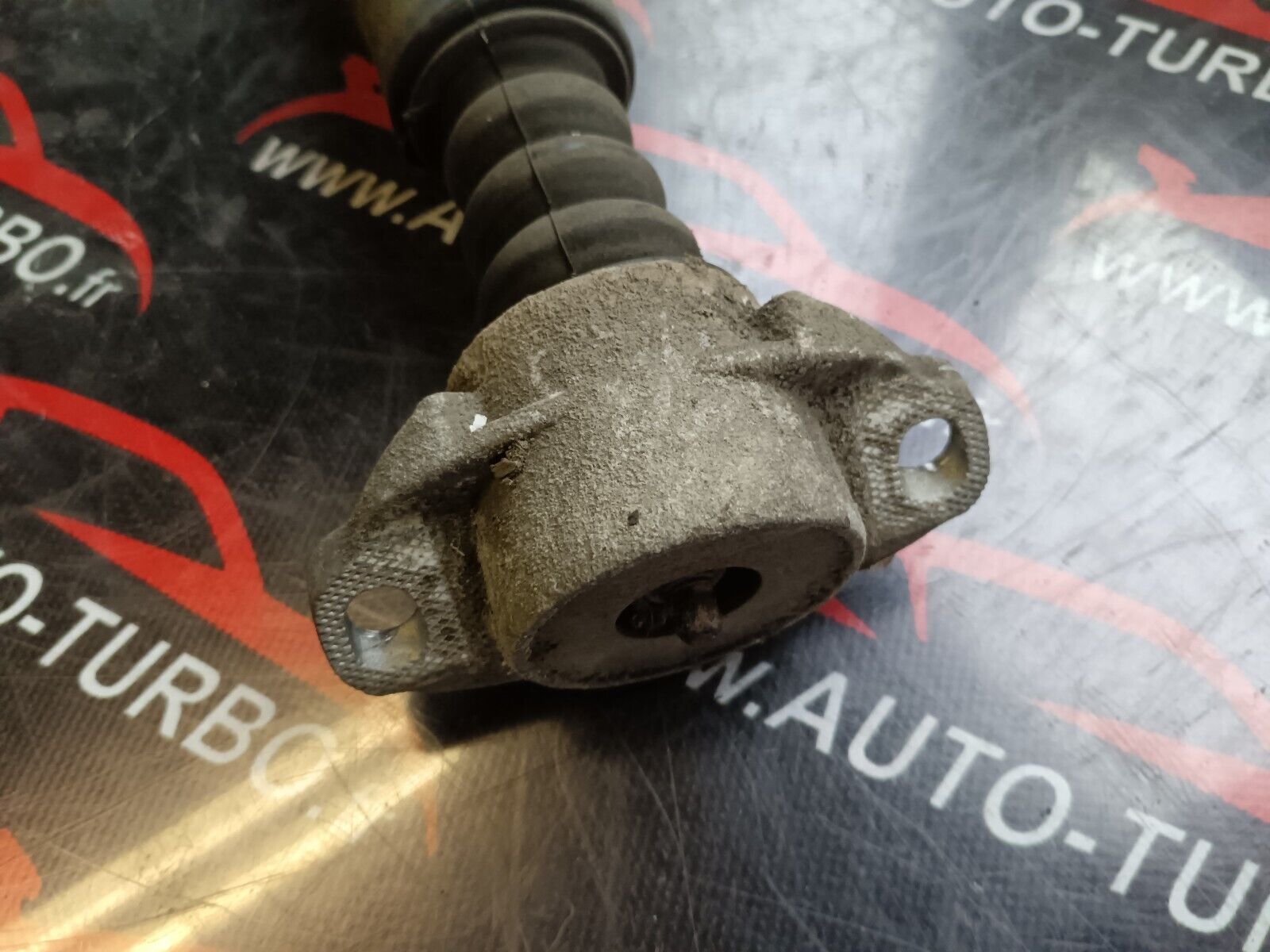 AMORTISSEUR ARRIERE GAUCHE PEUGEOT 307 CC 2005