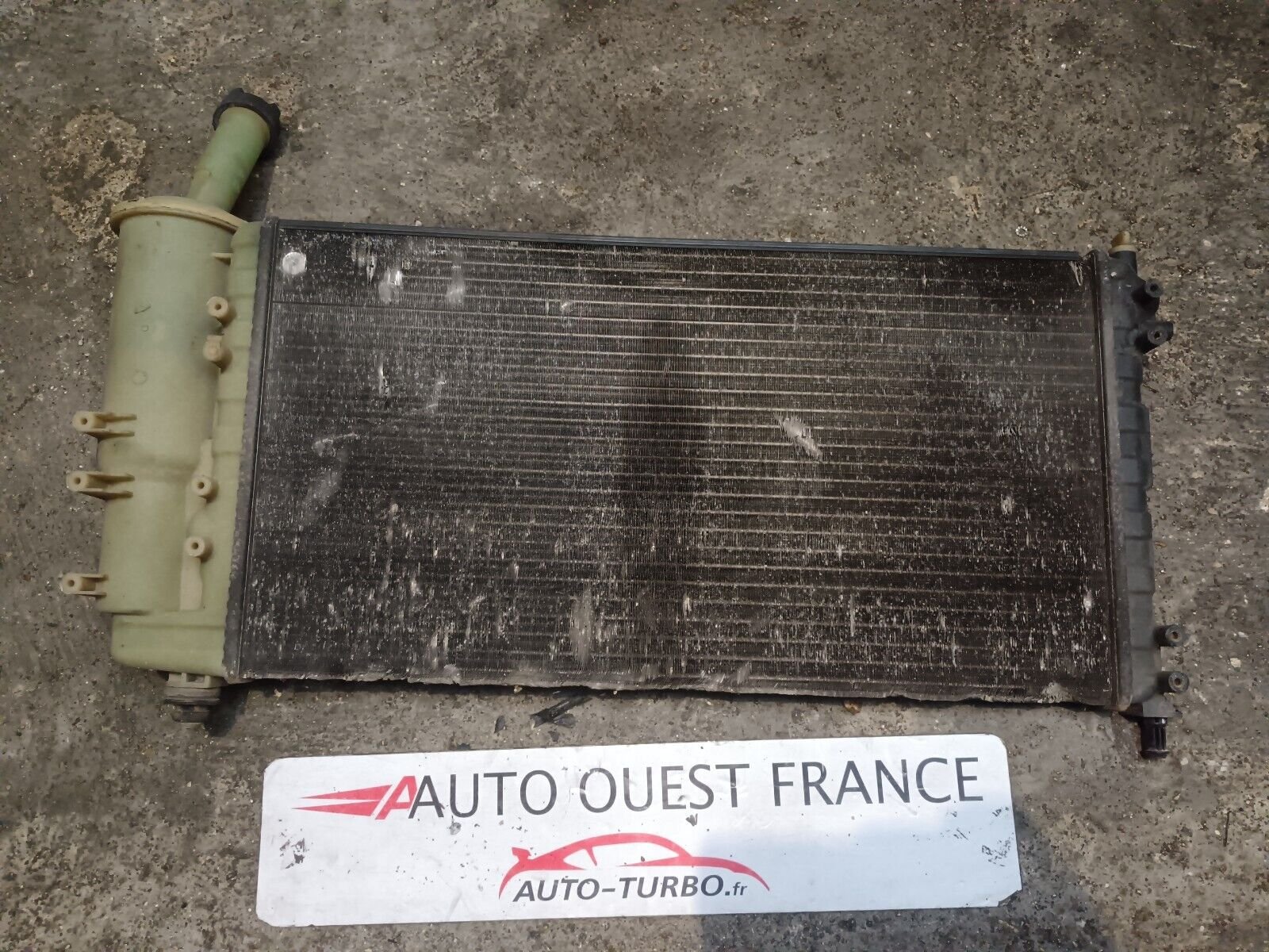 RADIATEUR EAU FIAT UNO REFERENCE: 3140184