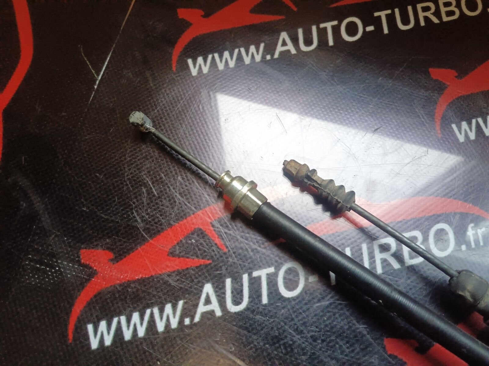 CABLE FREIN A MAIN ARRIERE GAUCHE, ARRIERE DROIT ALFA ROMEO 159 1.9JTDM