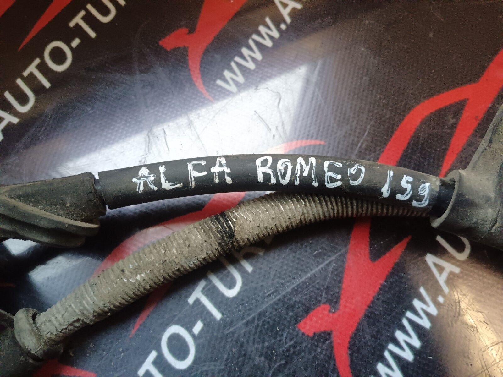 CABLE FREIN A MAIN ARRIERE GAUCHE, ARRIERE DROIT ALFA ROMEO 159 1.9JTDM