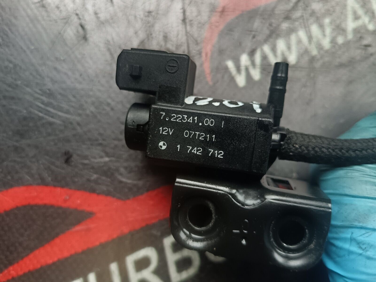 ELECTRO VANNE  BMW SERIE1 120i REFERENCE: 7722341