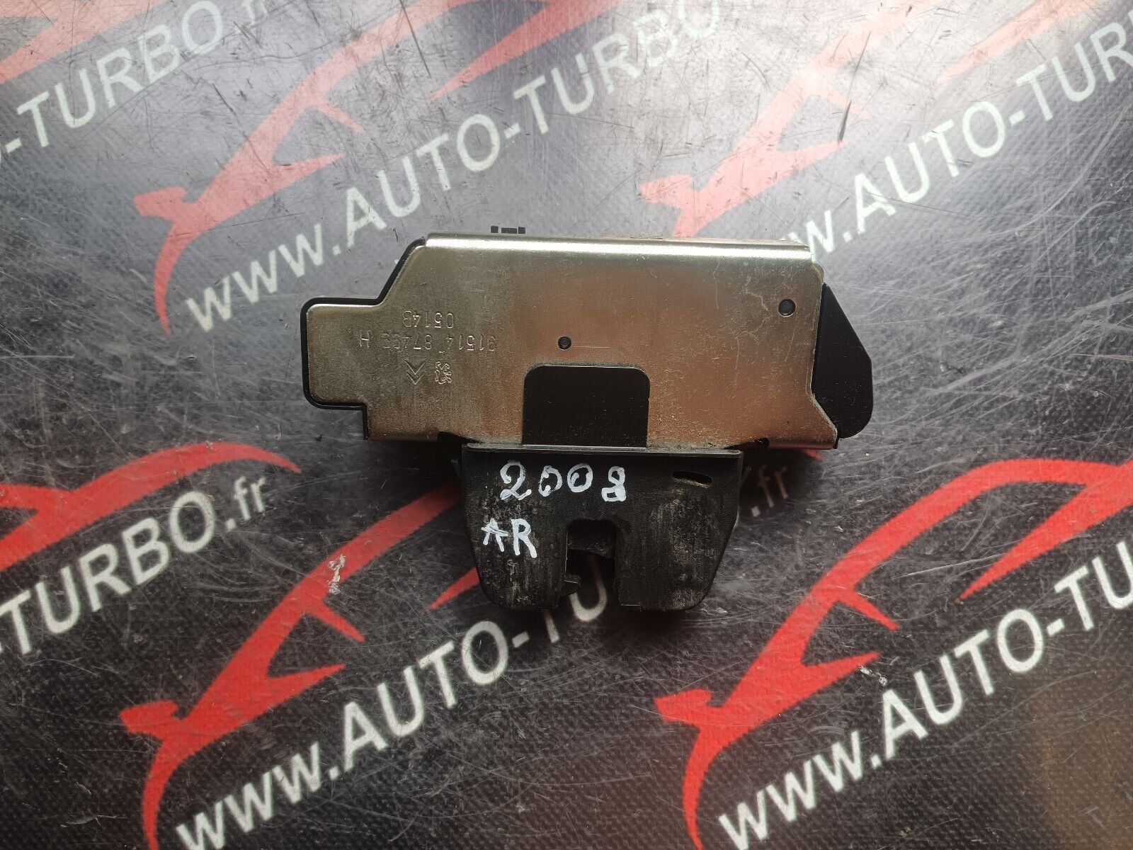 SERRURE DE HAYON PEUGEOT 2008 1.6HDI 110CH REFERENCE: 9151487499