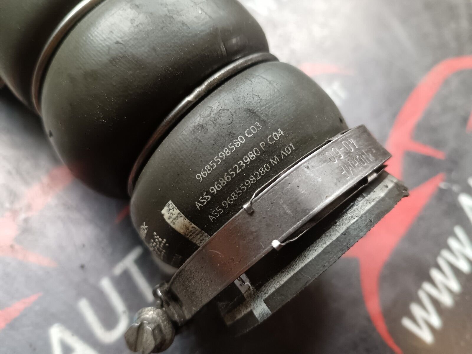 DURIT TUYAN PEUGEOT 2008 1.6HDI 110CH REFERENCE: 9687261180, 9686523980