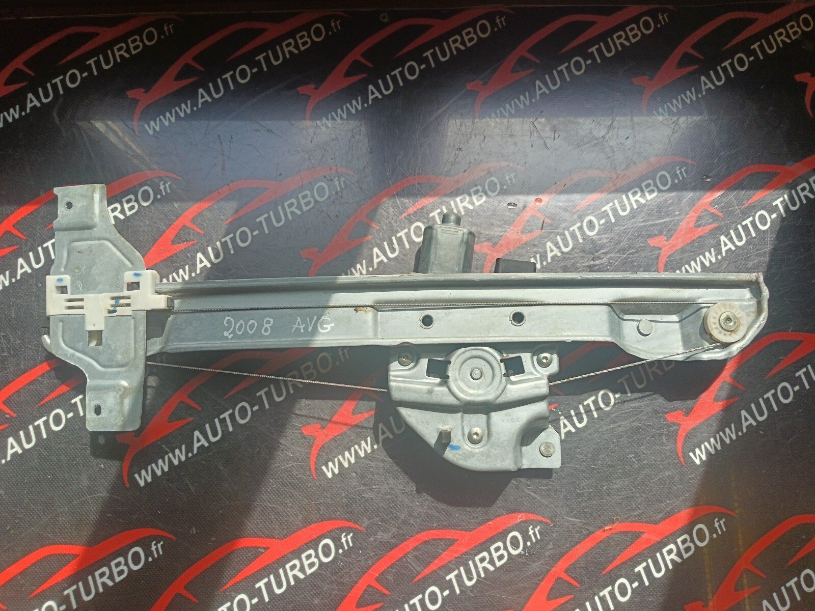 MECHANISME + MOTEUR LEVE VITRE AVG PEUGEOT 2008 REFERENCE: 9806081880