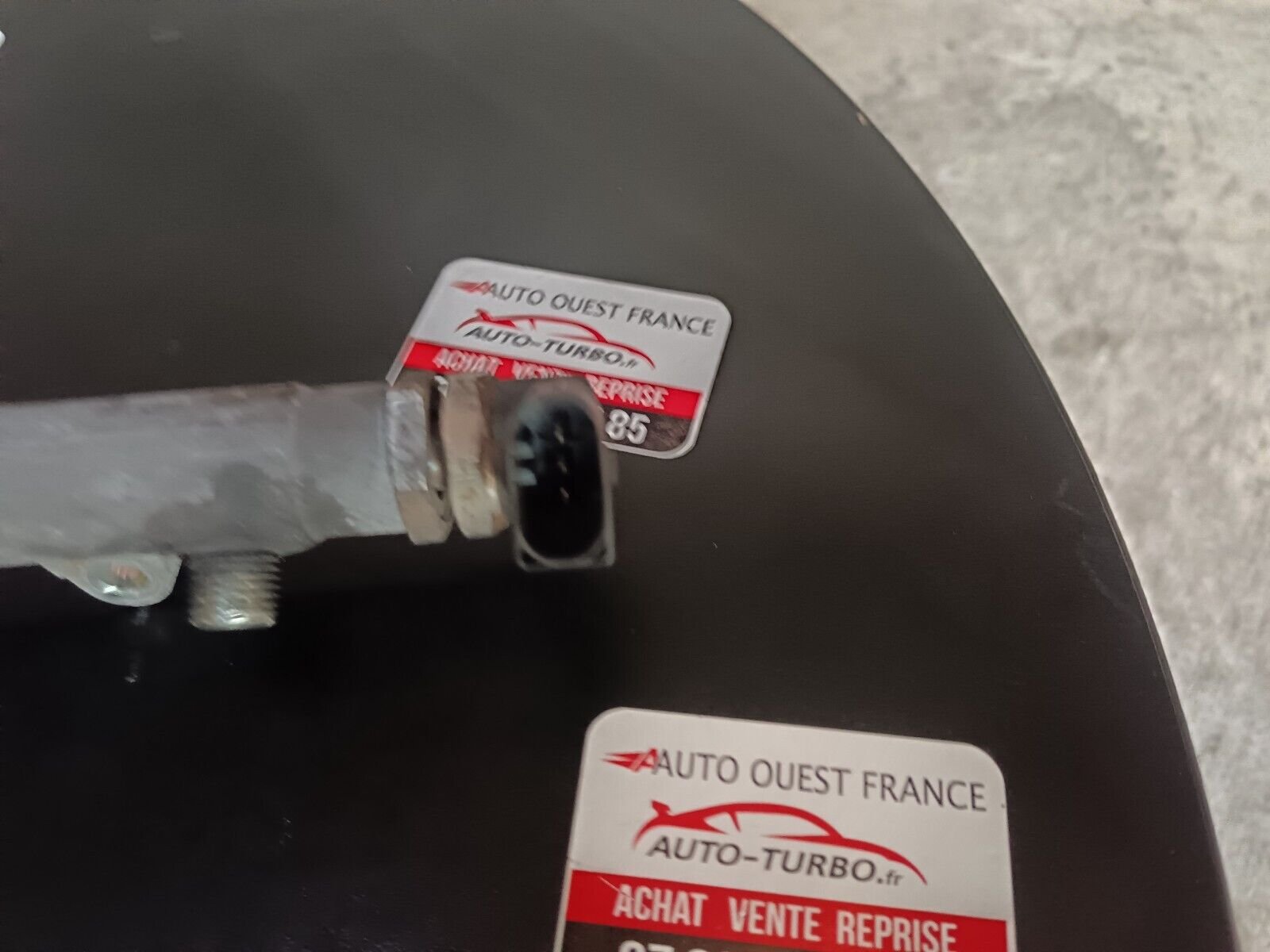 RAMPE INJECTION BMW 525 E60 REFERENCE: 7788679