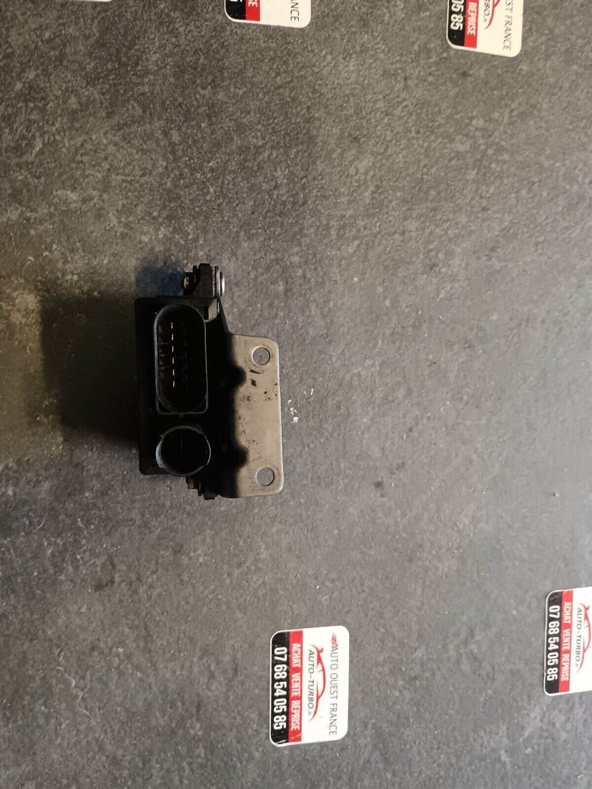 RELAIS DE PRECHAUFFAGE BMW SERIE1 120D REFERENCE: 779800003