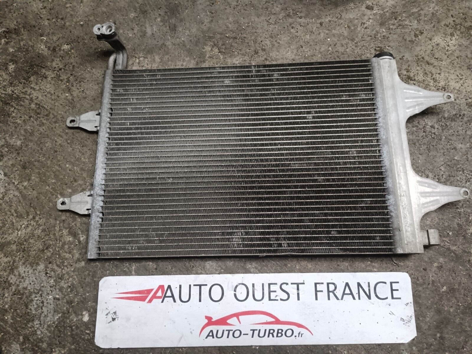 RADIATEUR CLIMATISATION VOLKSWAGEN POLO IV  REFERENCE: 6Q0820411K
