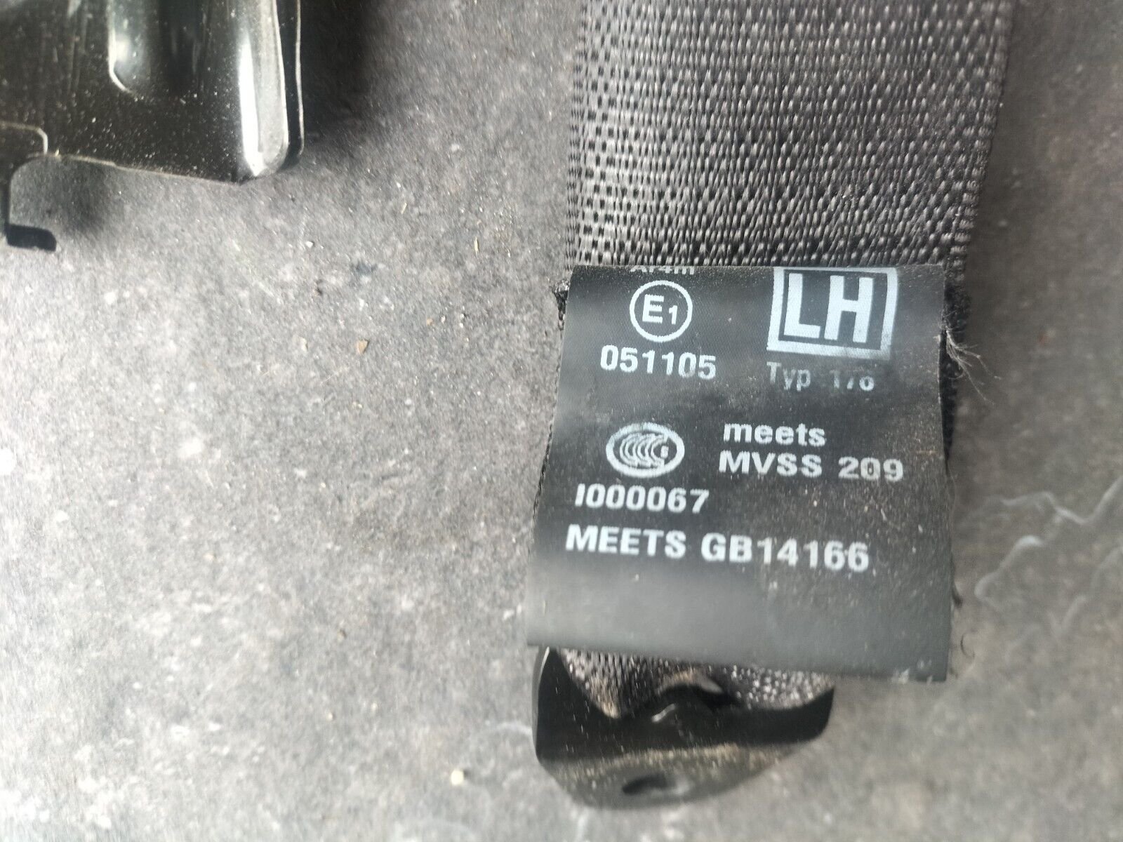 CEINTURE DE SECURITE ARRIERE  GAUCHE OPEL ASTRA J 616569200B