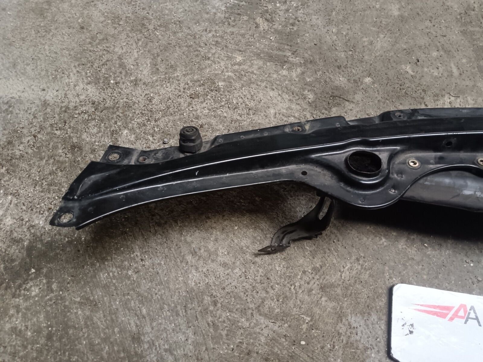 TRAVERSE SUPERIEURE ALFA ROMEO 159 REFERENCE: 60697210