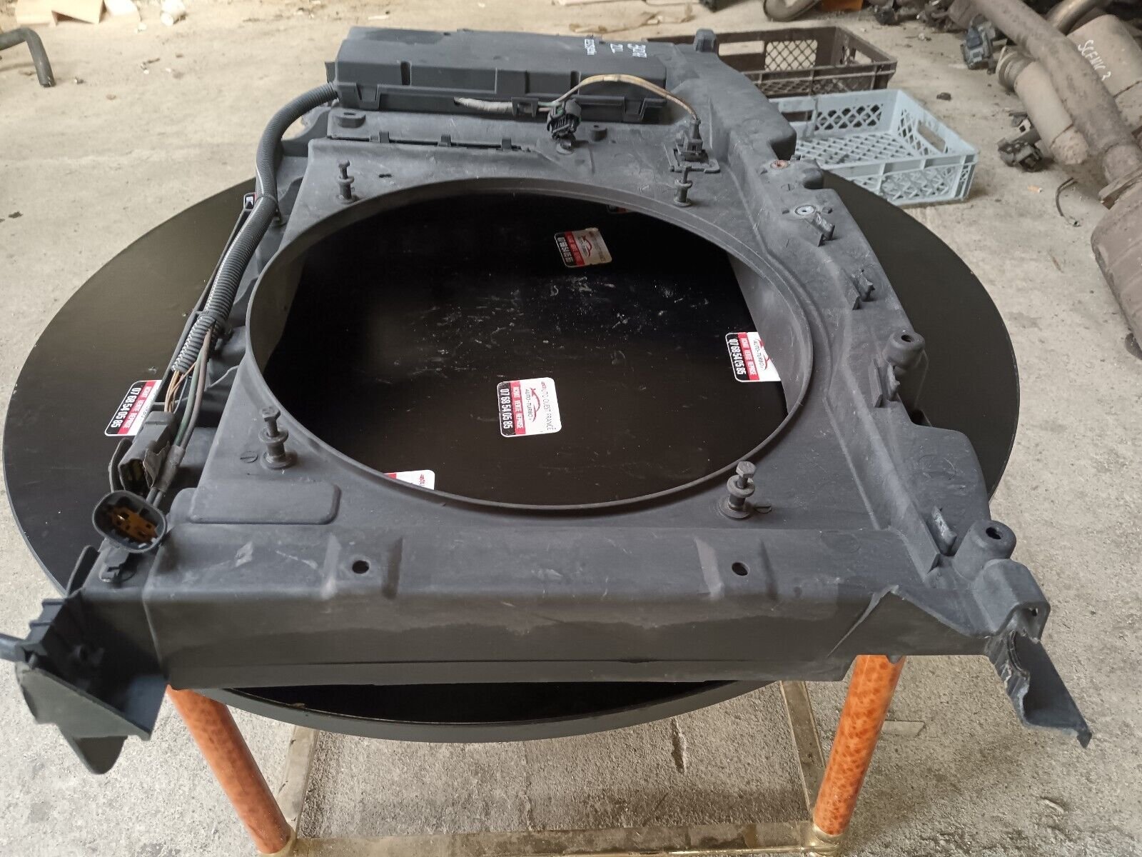 SUPPORT VENTILATEUR  PEUGEOT 307cc 2.0L ESSENCE REFERENCE: 9634009380