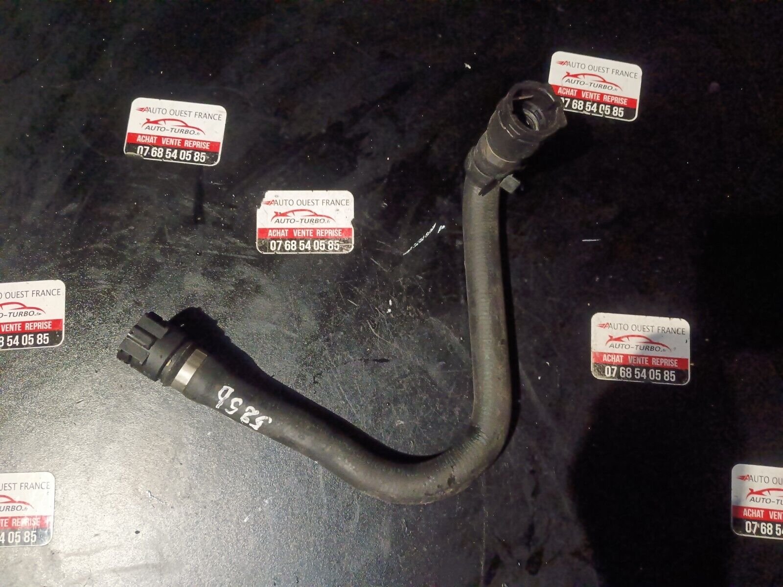 TUYAU DURIT BMW 525 E60