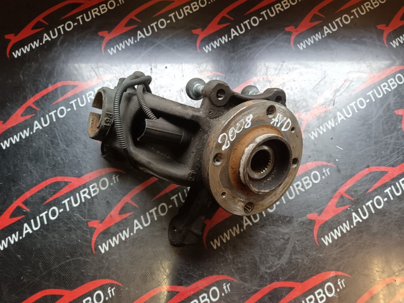 MOYAUX AVANT DROIT PEUGEOT 2008 1.6HDI 90CH