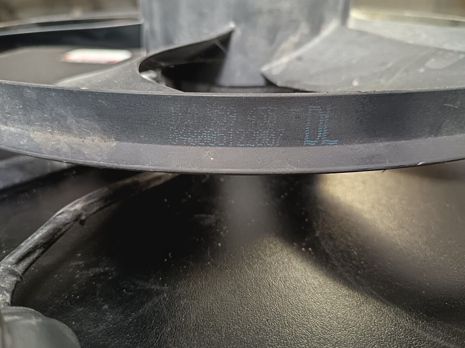 VENTILATEUR MOTEUR VW AUDI 2TDI 140CH