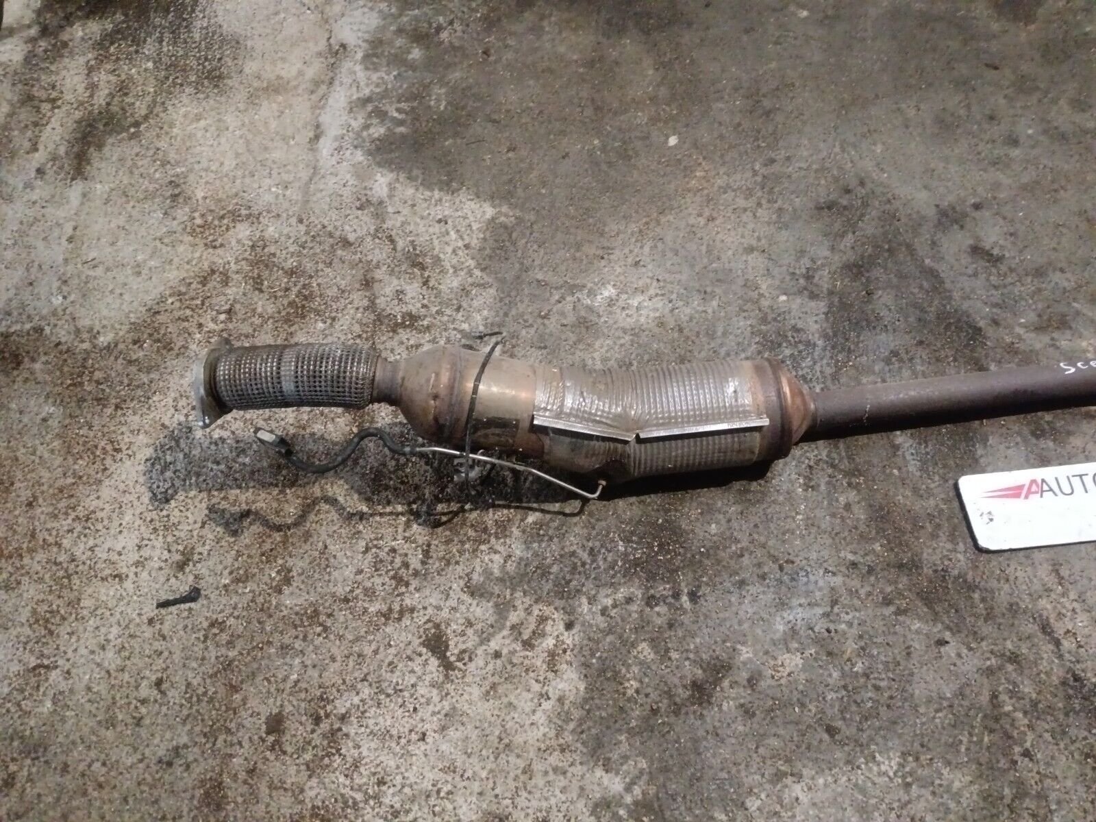 LIGNE D'ECHAPPEMENT RENAULT SCENIC 3 REFERENCE: 32052584