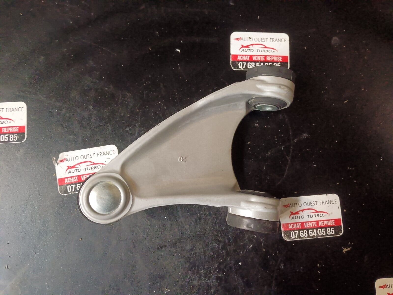 TRIANGLE DE SUSPENSION AVANT DROIT ALFA ROMEO 156 REFERENCE 51834094