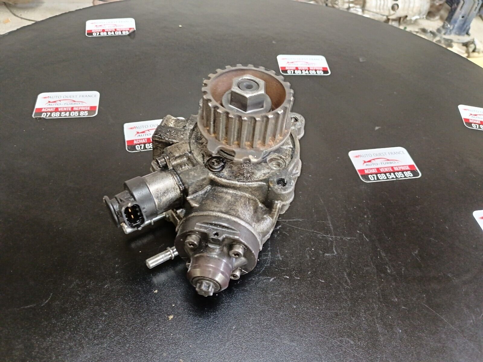 POMPE A INJECTION PSA 1.6HDI 100CH REFERENCE: 9811347380