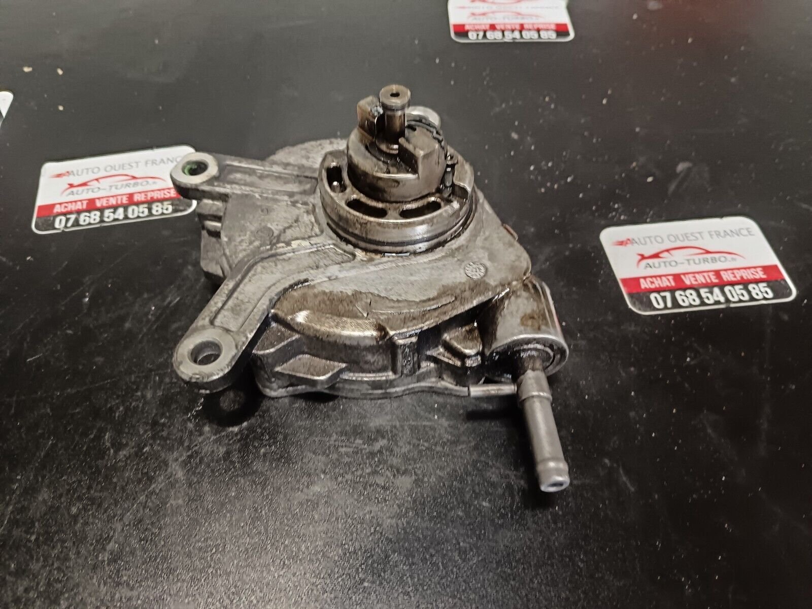 POMPE A VIDE FREINAGE TOYOTA RAV4 2.2 136CH REFERENCE: 29300-0R010