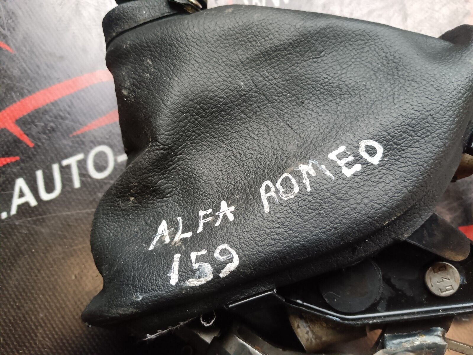 LEVIER FREIN A MAIN ALFA ROMEO 159 REFERENCE: 66245254