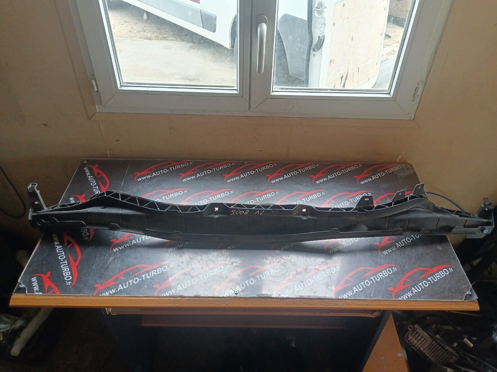 PANNEAU DE CAPOT DE BOIT A EAU PEUGEOT 2008 1.6HDI 110CH REFERENCE: 9676158680