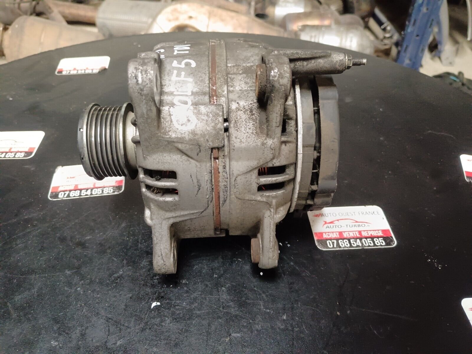 ALTERNATEUR VOLKSWAGEN GOLFV REFERENCE: 06F903023F