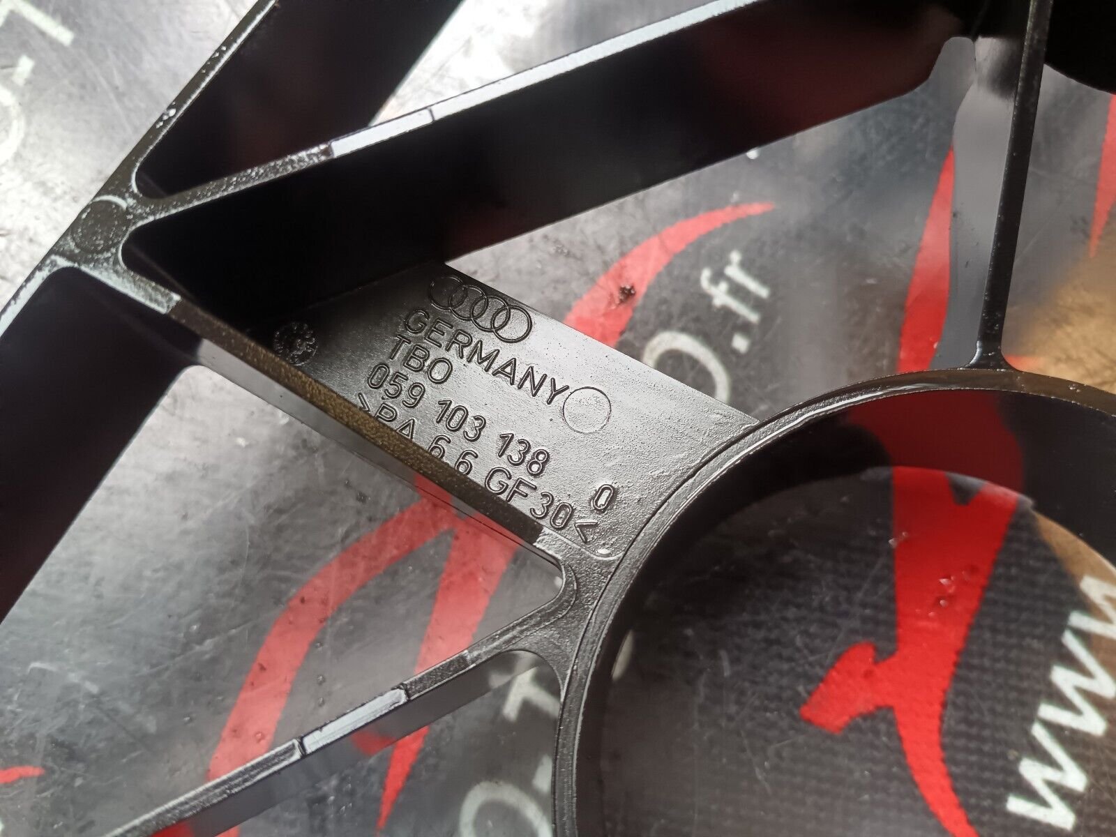 DEFLECTEUR DE CARTER D'HUILE  AUDI A5 3.0TDI 245CH REFERENCE: 059103138