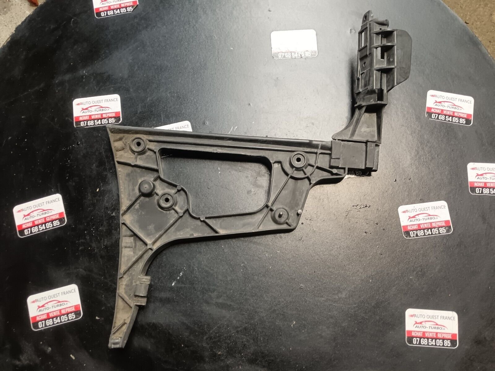 SUPPORT PARE CHOC ARRIERE DROIT AUDI A5 REFERENCE: 8T0807454