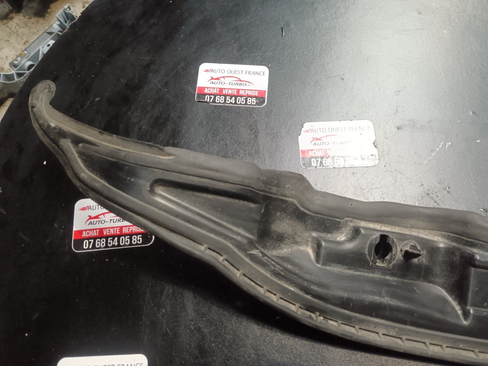 GARDE BOUE PEUGEOT 207 REFERENCE: 9680114880