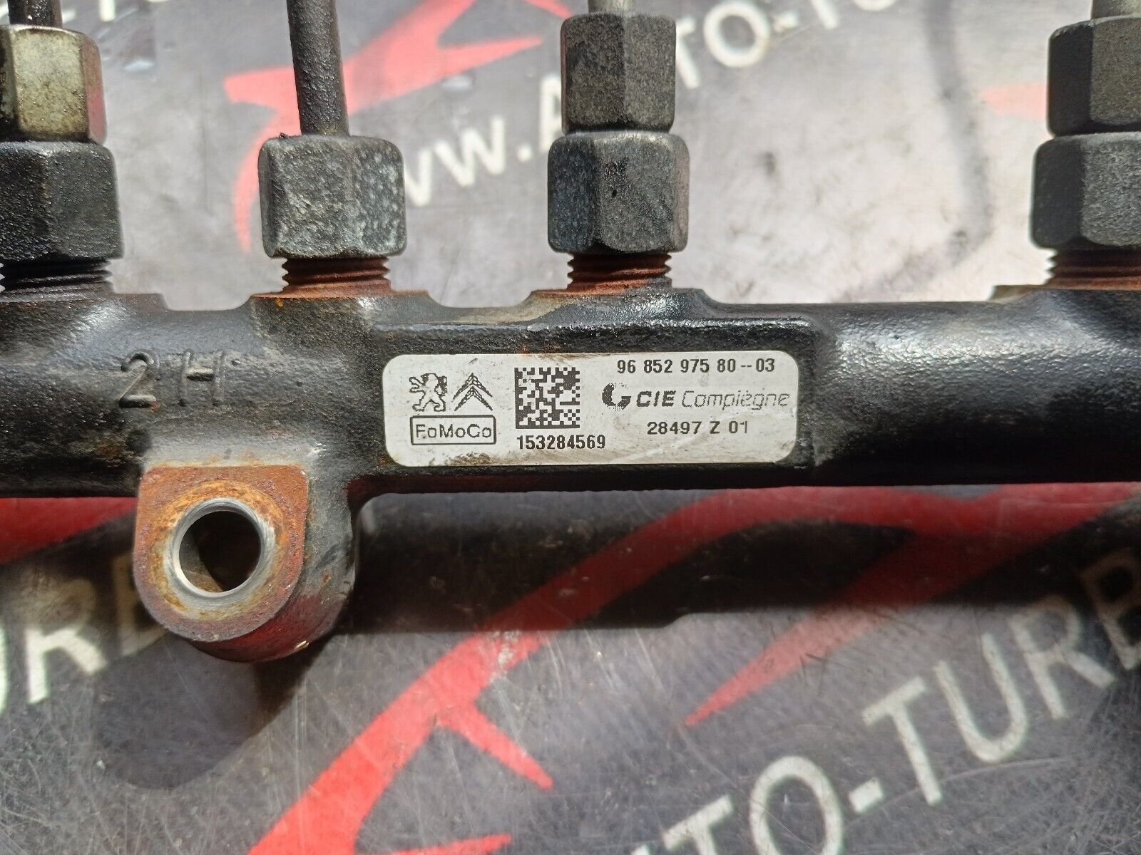 RAMPE INJECTION PEUGEOT 2008 1.6eHDI 96CH REFERENCE: 9685297580