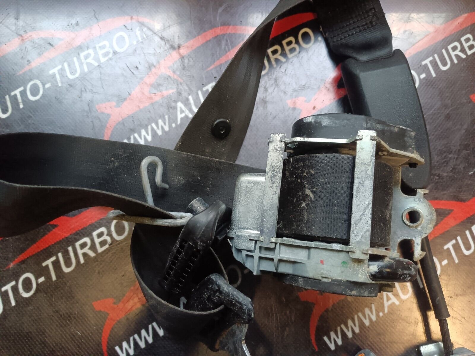 CEINTURE DE SECURIUTE AVANT GAUCHE  RENAULT SCENIC 3 REFERENCE: 5507746