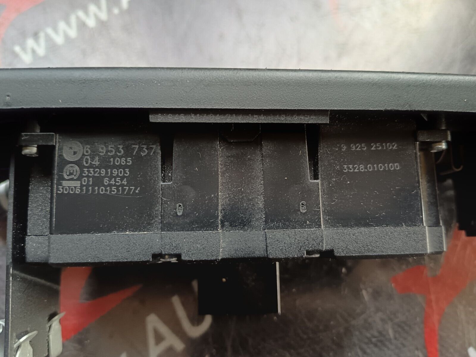 COMMANDE FEU BMW 525 E60 REFERENCE: 6953737