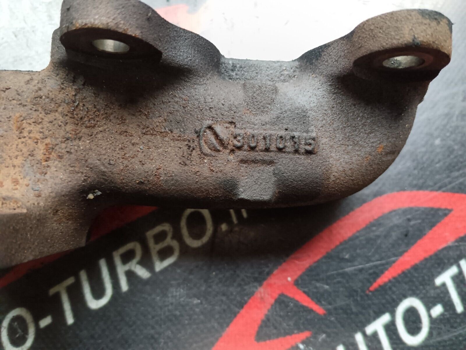 COLLECTEUR D'ECHAPPEMENT PEUGEOT 2008 1.6eHDI 96CH